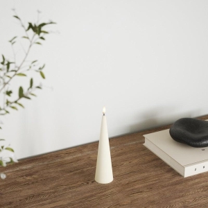 LED Kjeglelys krem 20cm