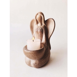 Engel Natur sittende med lysholder h16cm